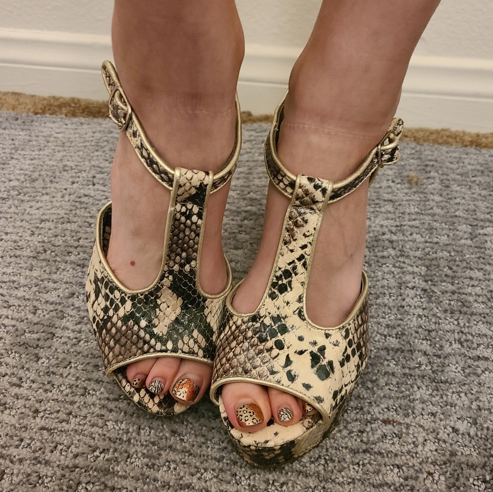 Pink & Pepper 5" Heels 👠 - Picture 7 of 11
